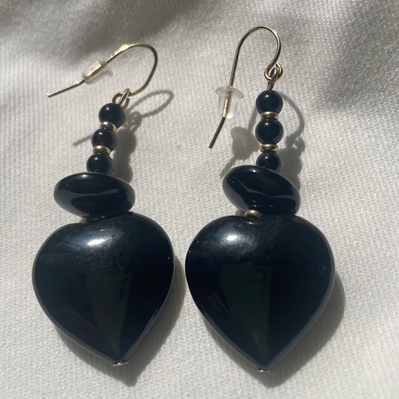 14K Gold Filled Black Onyx Heart Earrings - Picture 5 of 12